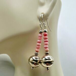 Pink conch Shell Sterling Silver Navajo Handmade Bench beaded Earrings